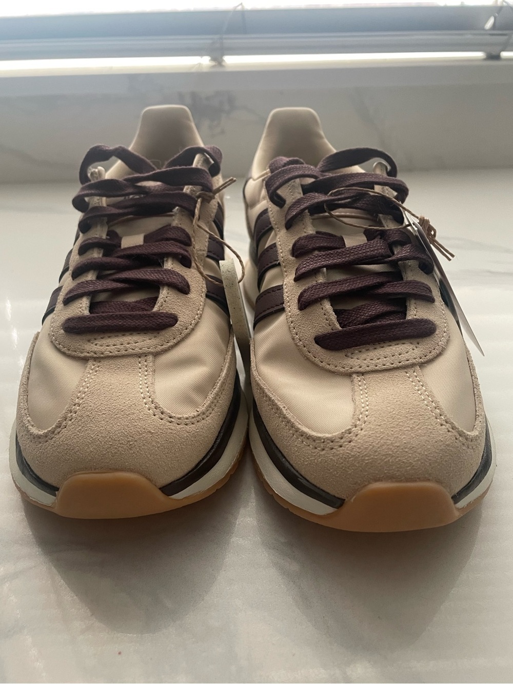 adidas Women's Run 70s 2.0 - Picture 6 of 8